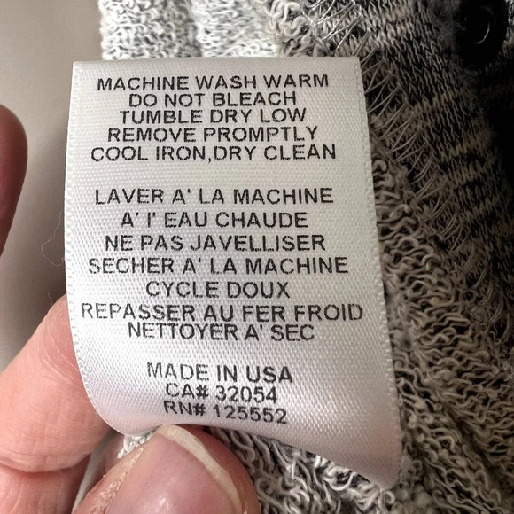 Anthro Guest Editor Gray Sweater Jacket Snap Closure Size Medium - Picture 13 of 14